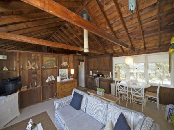 Hamptons Home 999946