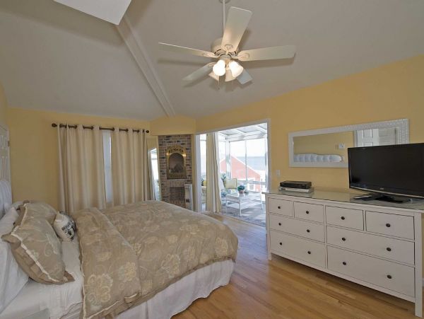 Hamptons Home 999947