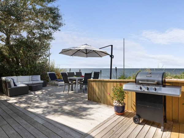 Hamptons Home 999949