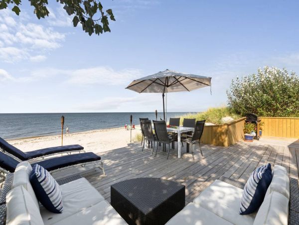 Hamptons Home 999949