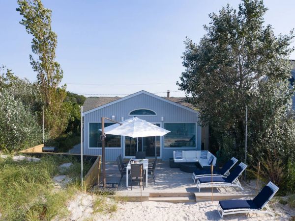 Hamptons Home 999949