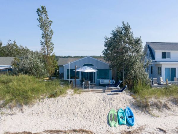 Hamptons Home 999949