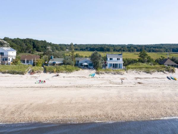 Hamptons Home 999949