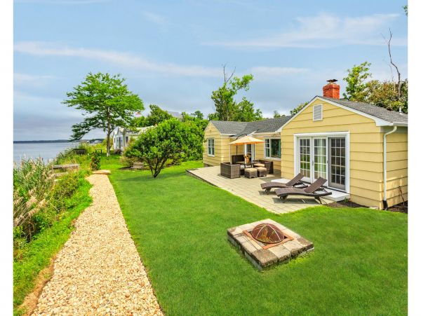 Hamptons Home 999952