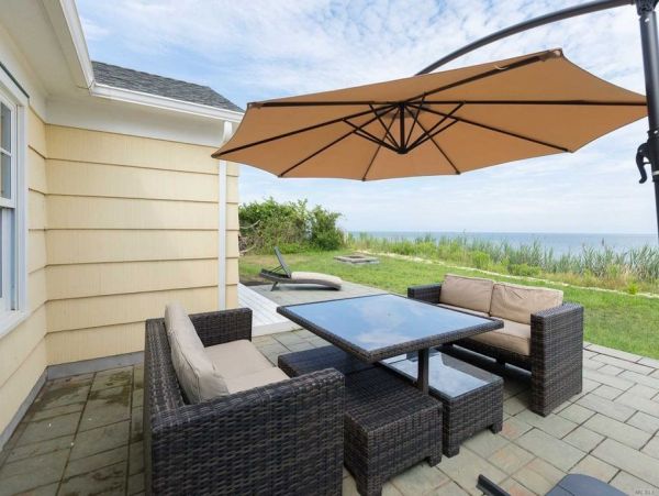 Hamptons Home 999952