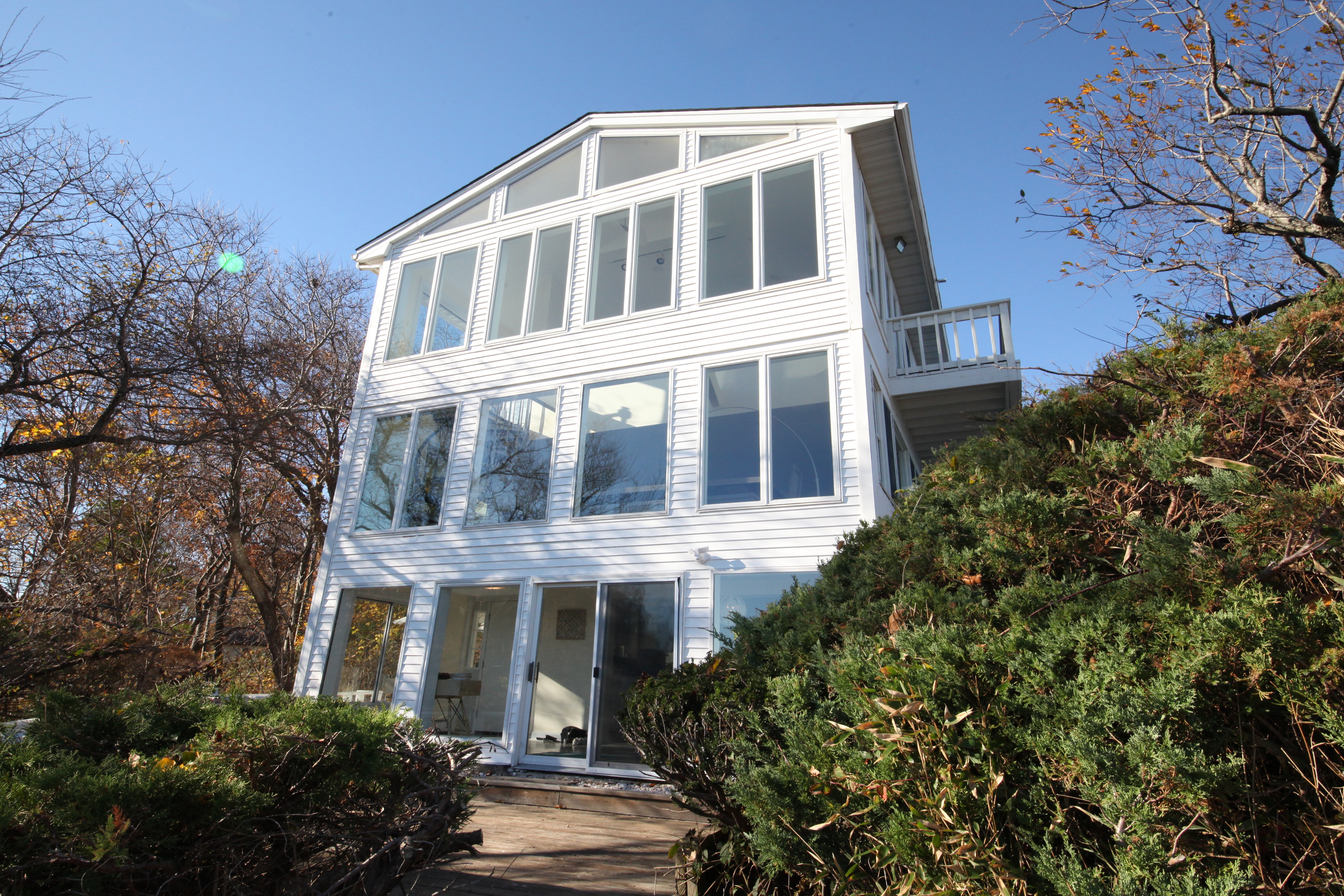 Beautiful 3 Bedroom Home with Spectacular Views