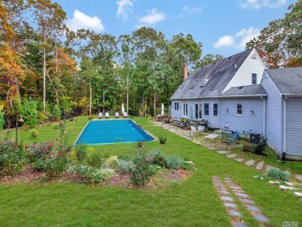 Hamptons Home 999960