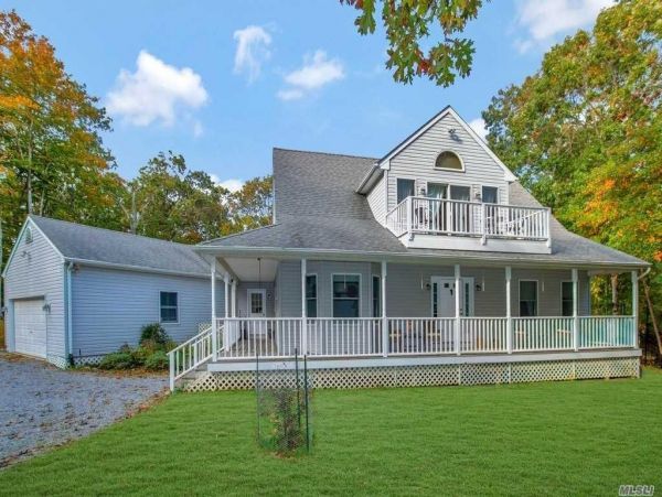 Hamptons Home 999960