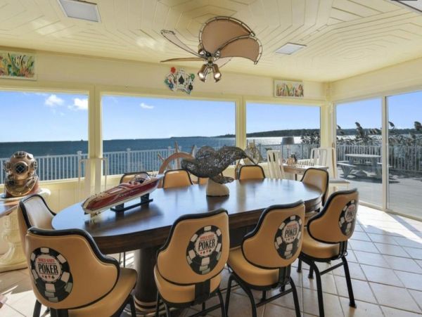 Hamptons Home 999964