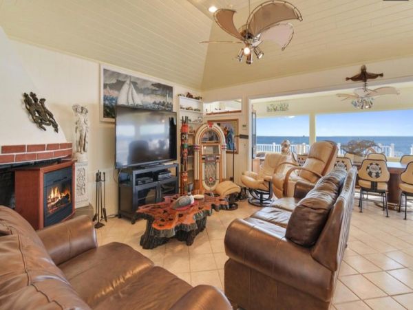 Hamptons Home 999964