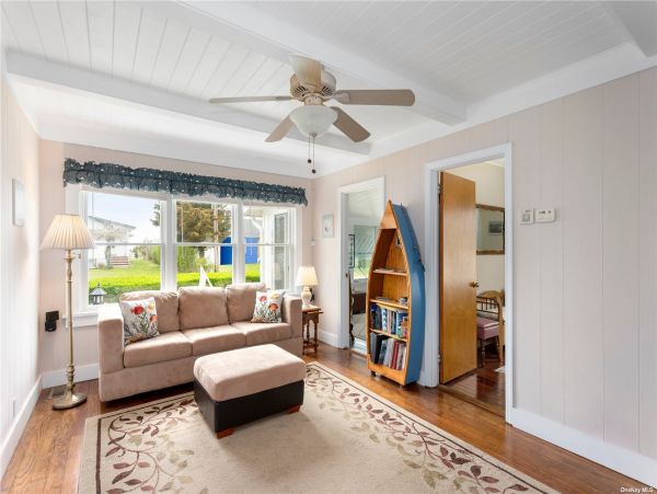 Hamptons Home 999970