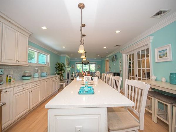 The Hamptons Lovely Home Away From Home