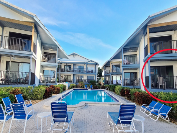Holmes Beach 2 Bedroom Beach Front Vacation Condo Sleeps 6