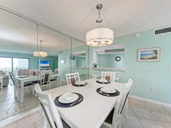 Beachfront Holmes Beach Condo With Gulf Views And Pool