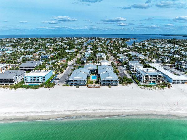 Beachfront Holmes Beach Condo With Gulf Views And Pool