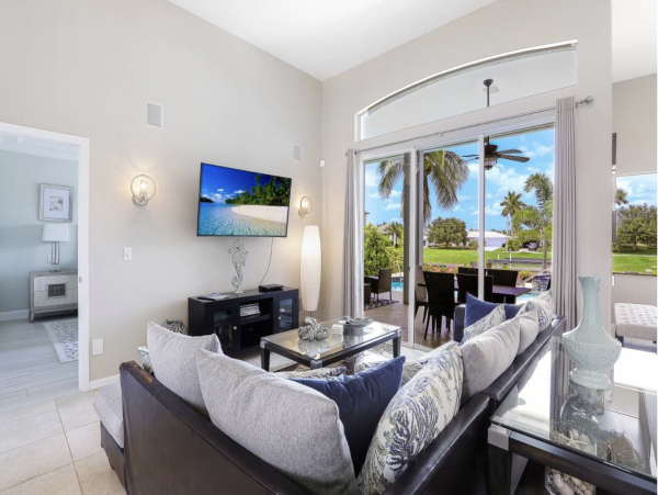 Luxury Vacation Home in Marco Island with Pool and Hot Tub
