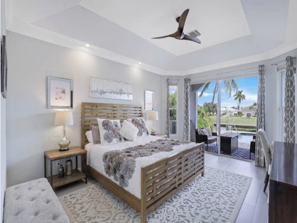 Luxury Vacation Home in Marco Island with Pool and Hot Tub
