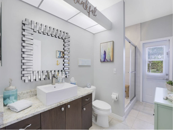 Luxury Vacation Home in Marco Island with Pool and Hot Tub