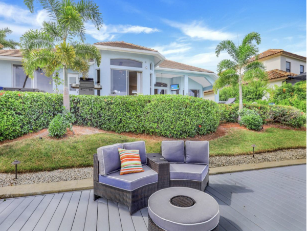 Luxury Vacation Home in Marco Island with Pool and Hot Tub