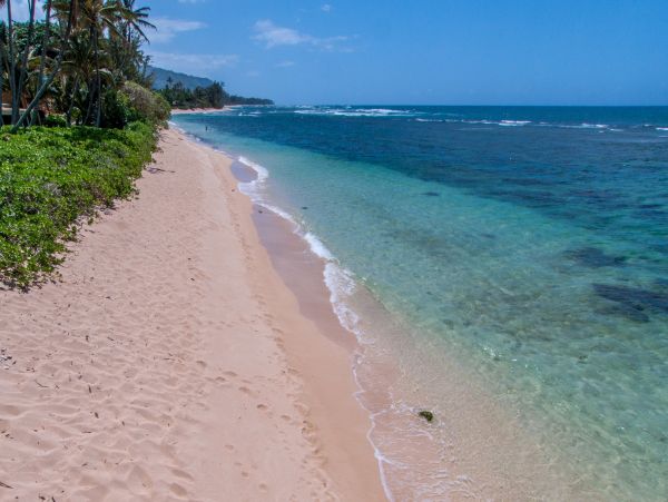 Beachfront Exclusive Vacation Home with Amazing Ocean Views