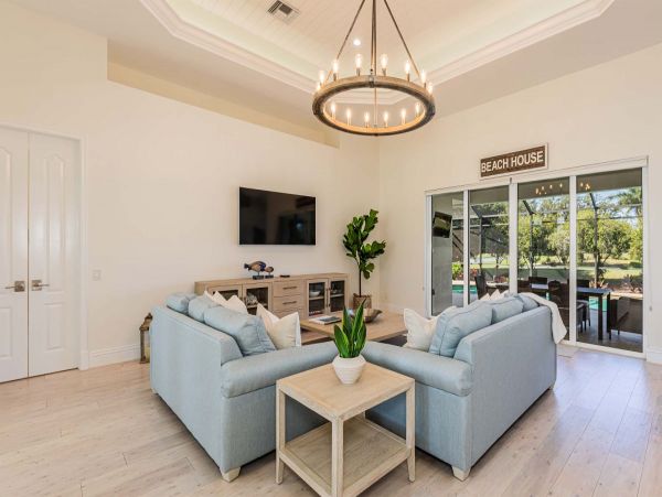 Three Bedroom Vacation Home in Marco Island With Caged Pool