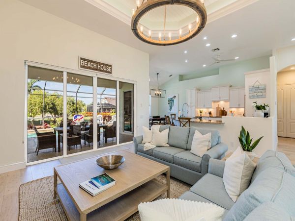 Three Bedroom Vacation Home in Marco Island With Caged Pool