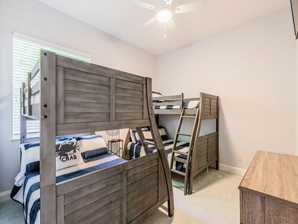 Three Bedroom Vacation Home in Marco Island With Caged Pool