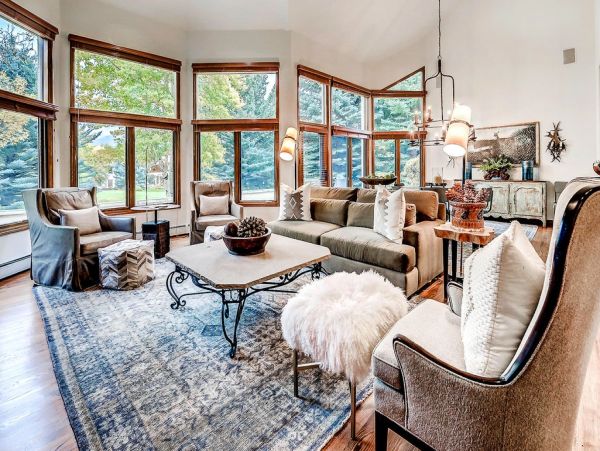 Luxury  Vacation Residence in Arrowhead Sleeps 16 Guests