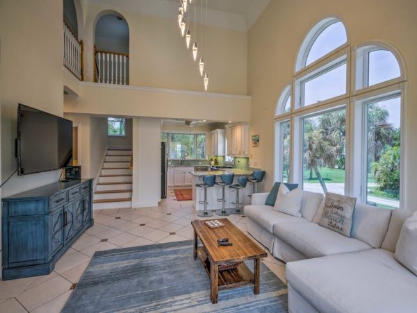 Beautiful Sanibel Vacation Home With Private Pool Sleeps 7