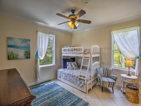 Beautiful Sanibel Vacation Home With Private Pool Sleeps 7