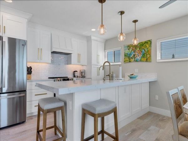 Two-Bedroom Beachfront Rental Condo in Longboat Key