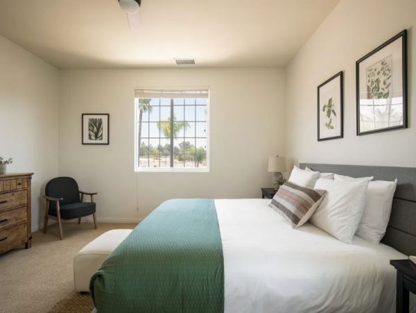 Beautiful Six Bedroom Vacation Villa in Temecula Sleeps 14