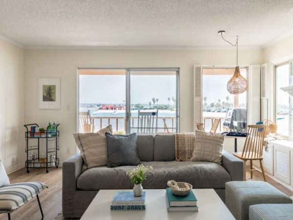 Luxury Vacation Home in Mission Beach Bay Views Sleeps 22