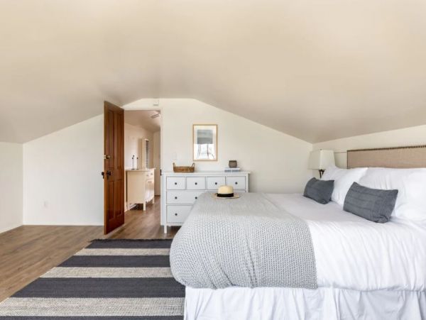 Luxury Vacation Home in Mission Beach Bay Views Sleeps 22