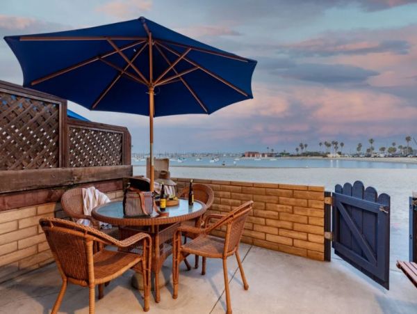 Luxury Vacation Home in Mission Beach Bay Views Sleeps 22
