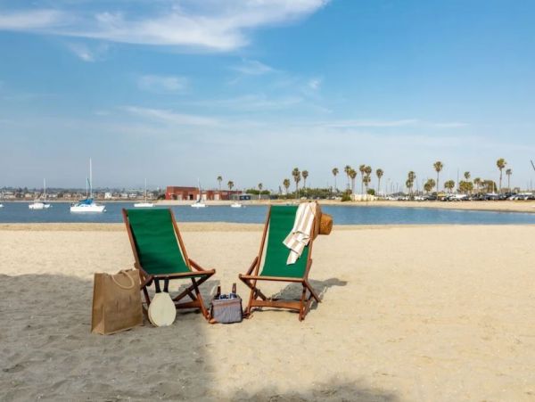 Luxury Vacation Home in Mission Beach Bay Views Sleeps 22