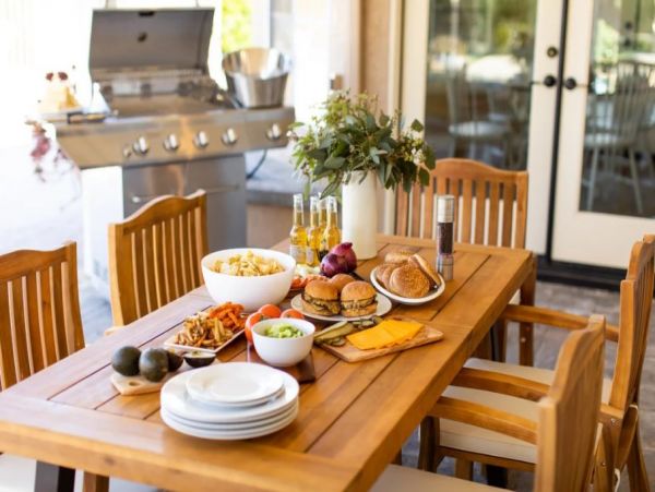 Luxury Vacation Pool Home in Temecula 6 Bedrooms Sleeps 14