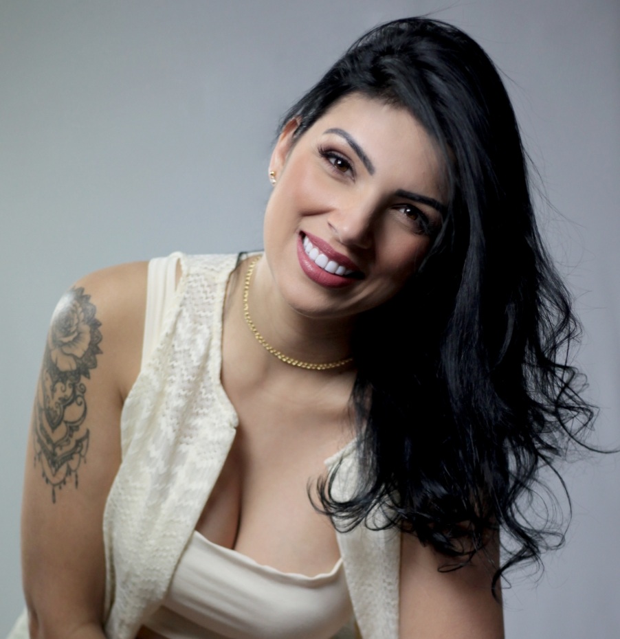 Juliana Saggi Cantora