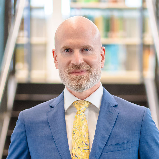 Headshot of Jeffrey Voorhees