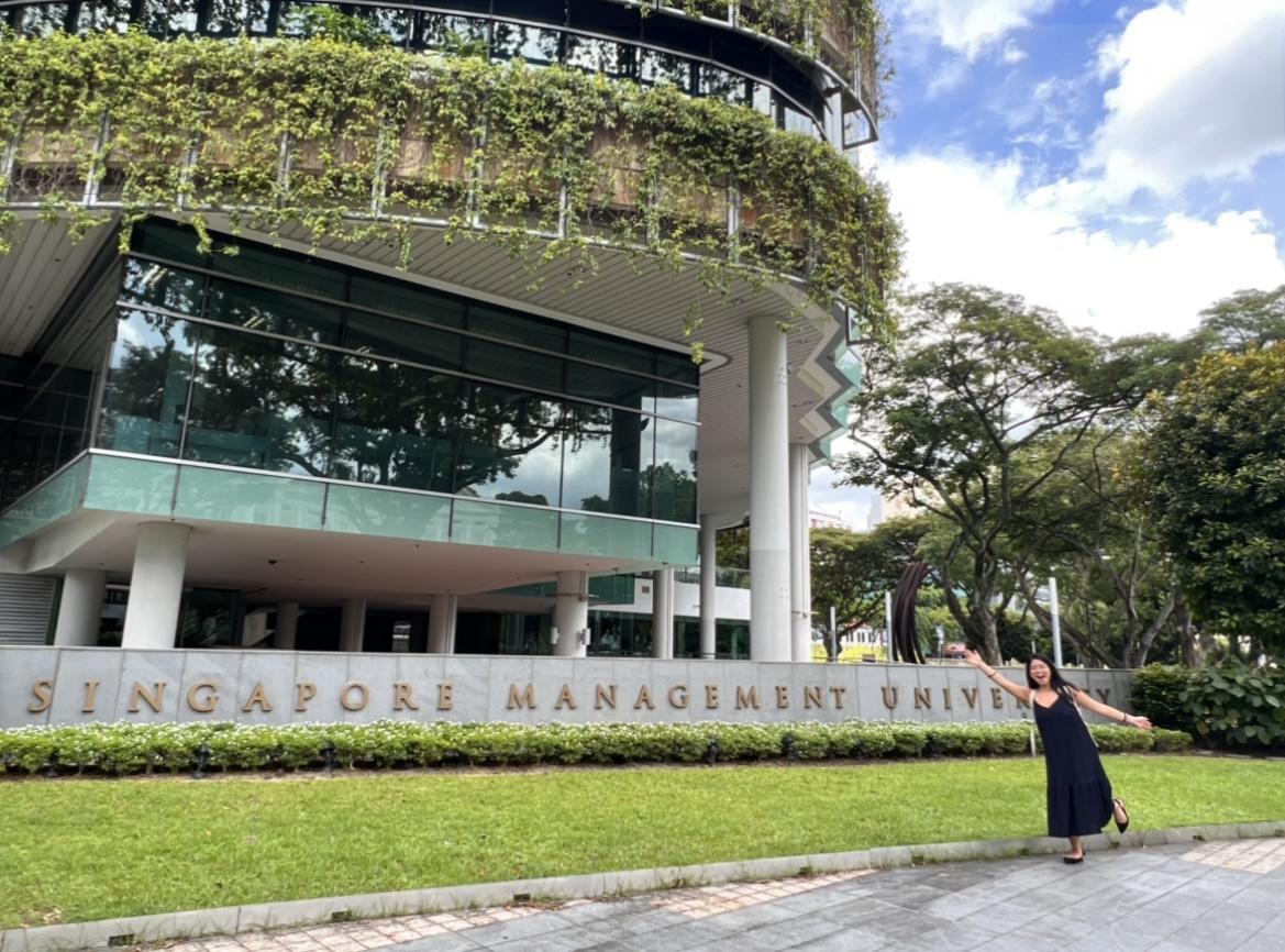 Me standing outside one of the SMU campus buildings!