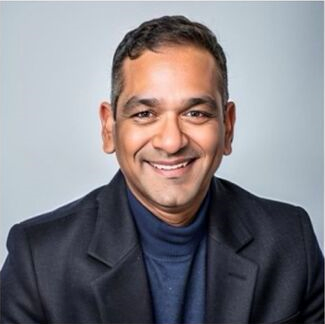 Srini Koushik headshot