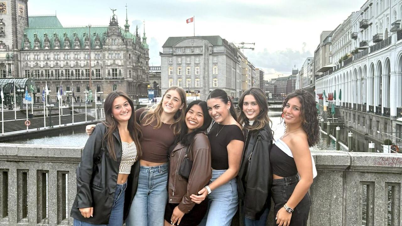 Group of Ohio State students in Hamburg