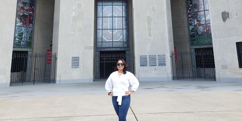 Carmen stands in at the gates of the Shoe.