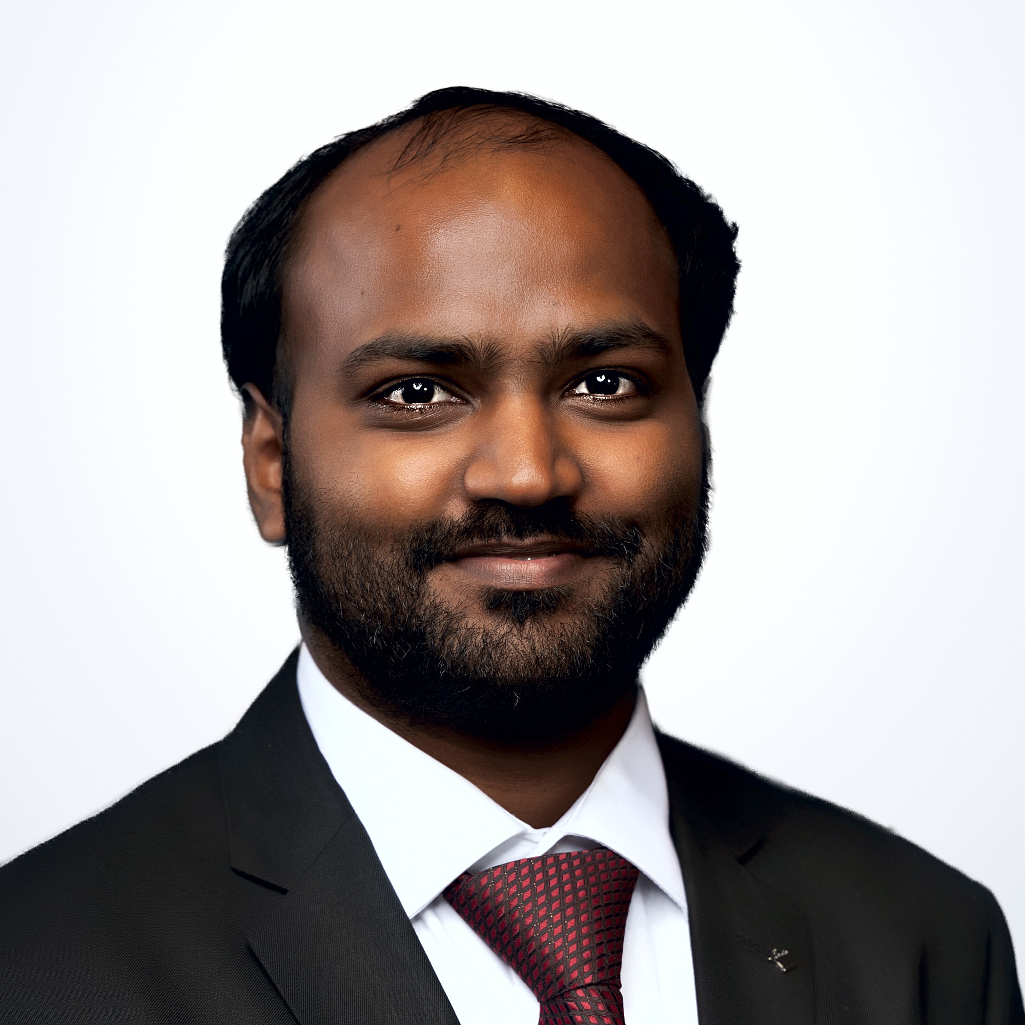 Vivek Vysyaraju headshot