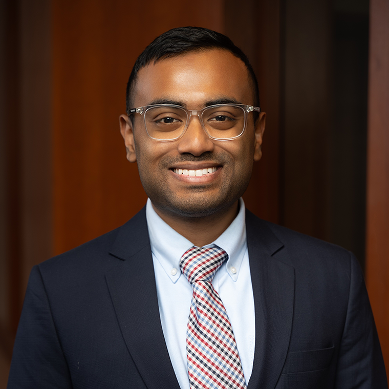 Ish Khan headshot