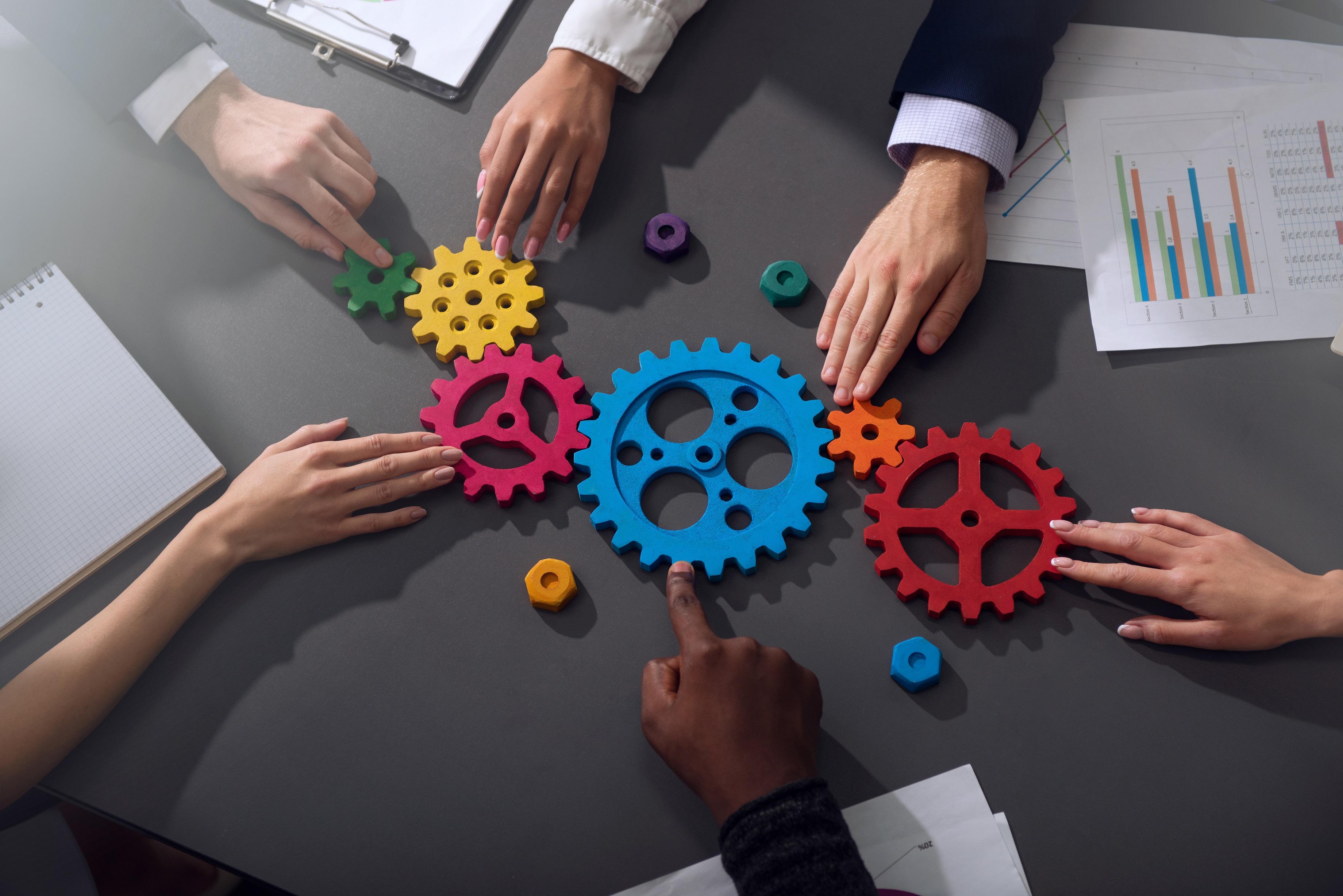 How Business Management Builds Strong Teams