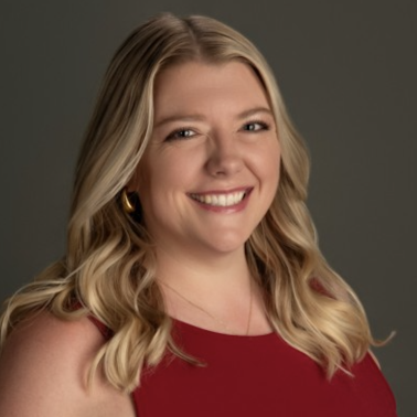 Headshot of Abbey Deckop