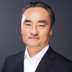 Minyoung Kim headshot