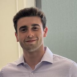 Thomas Moore headshot