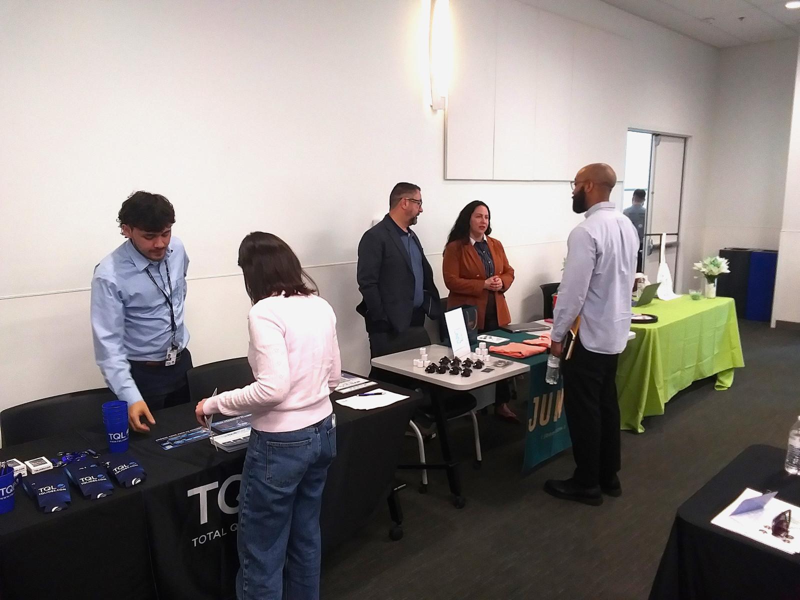 Ohio State students connect job seekers with employers at community career fair